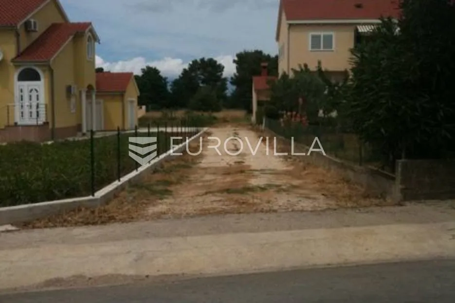 zadar, privlaka, poljoprivredno zemljište 2221m2 - slika 2