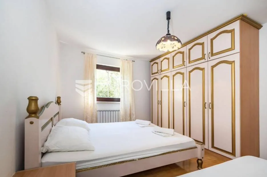 pag, novalja, villa sa 8 uhodanih apartmanskih jedinica i restoranom, pogled na more - slika 11