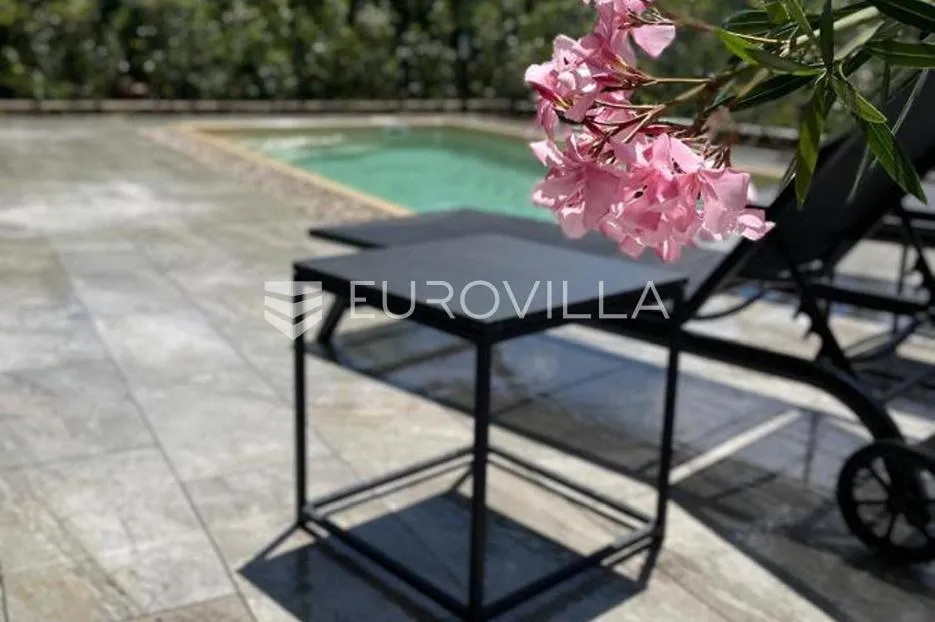 mošćenićka draga, prekrasna novo izgrađena villa s bazenom - slika 25