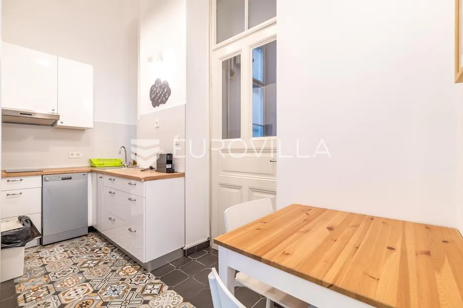 zagreb, donji grad, bogovićeva luksuzan dvosoban stan 54 m² - slika 5