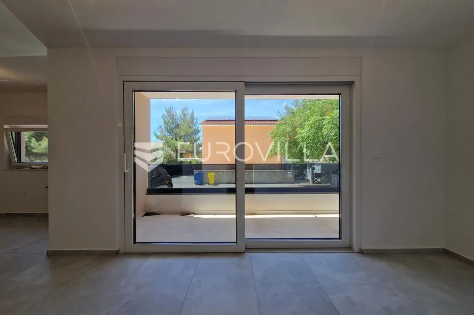 vir, apartman na 1. katu s dvije spavaće sobe, novogradnja - slika 6