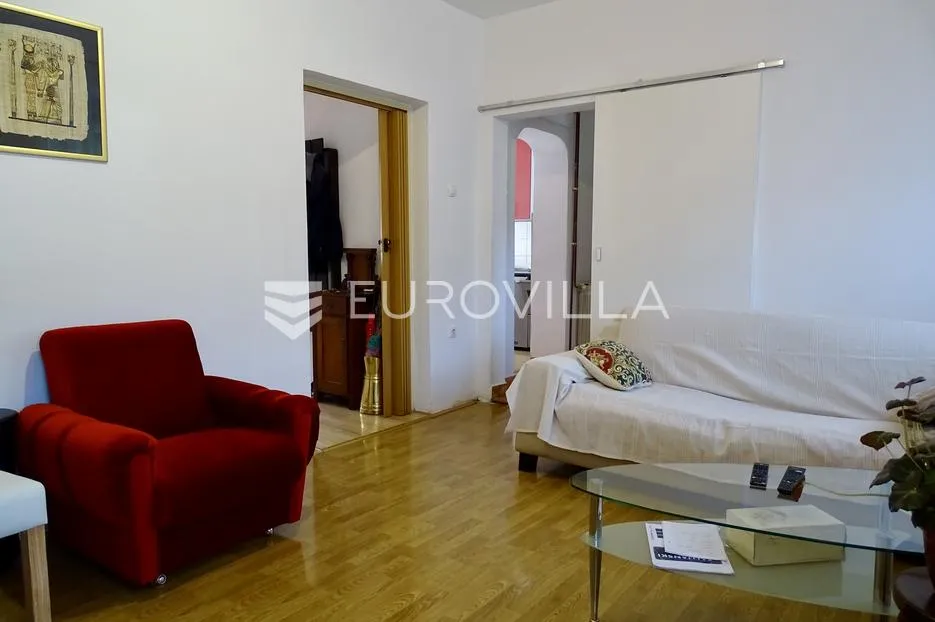 delnice, dvojna kuća površine 100 m² blizu centra u mirnom susjedstvu - slika 21