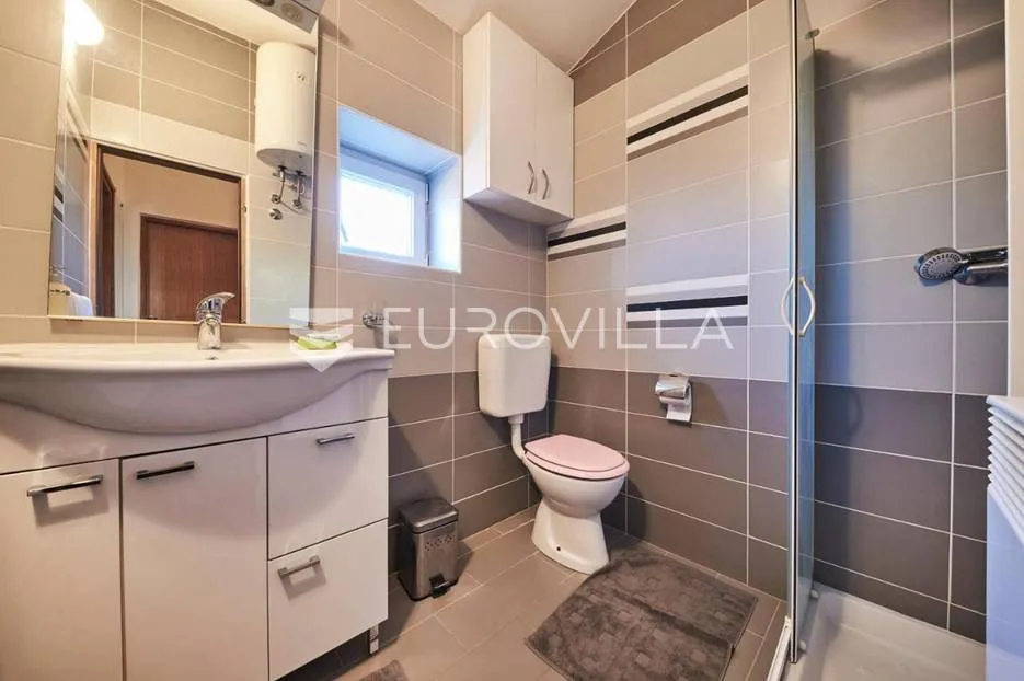 istra, umag, samostojeća kuća s bazenom, 143 m² - slika 11