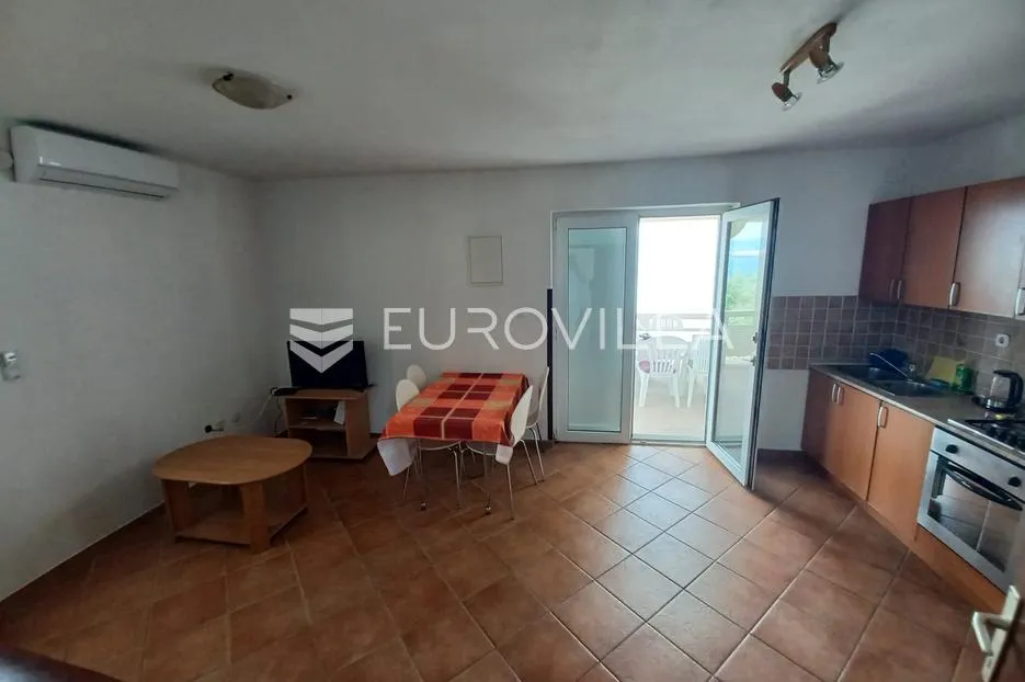 zadar, vir dvojna kuća sa šest apartmana prvi red do mora, površine 228 m² - slika 8