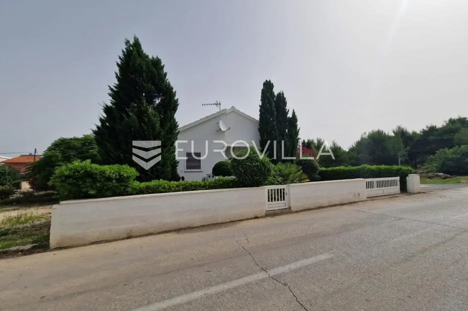 vir, šarmantna prizemnica s 3 spavaće sobe - slika 28