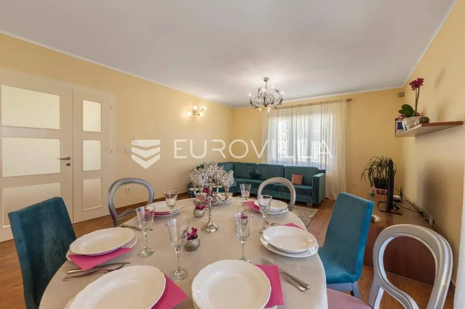vodnjan, villa na mirnoj lokaciji s bazenom i vrtom - slika 15