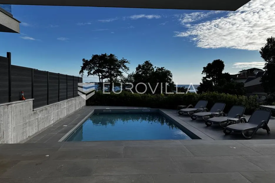istra, poreč, luksuzna kuća 150m od mora - slika 10