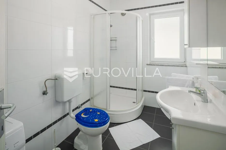 istra, savudrija, ekskluzivna kuća u nizu s panoramskim pogledom na more - slika 7