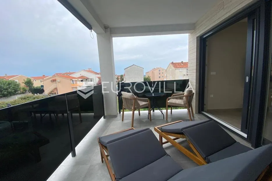 zadar, privlaka, dvosoban stan na prvom katu moderne zgrade s pogledom na more - slika 9