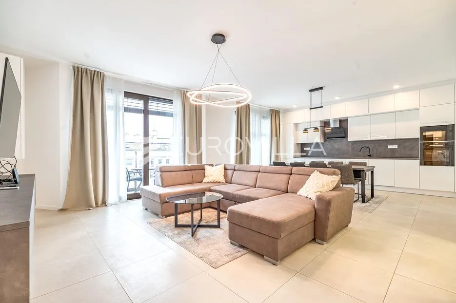 Zagreb, Maksimir, prekrasan stan 114 m²