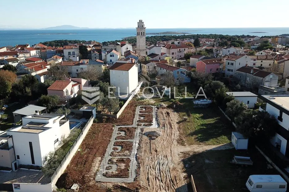 istra, premantura, dvoetažni stan, vrt i dva parkirna mjesta - slika 23
