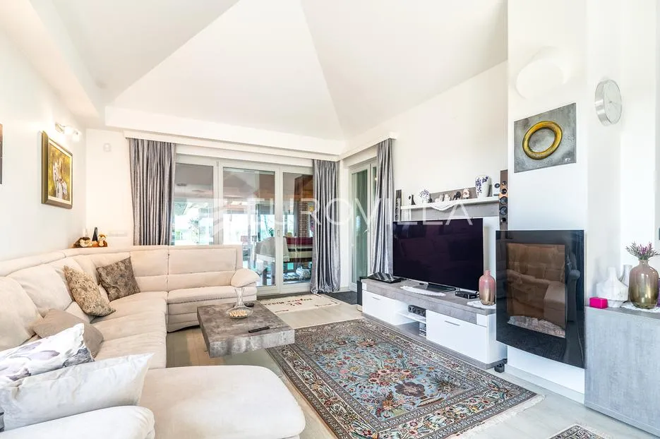 novi zagreb, čehi, moderna kuća 240 m² na zemljištu od 3100 m² - slika 6