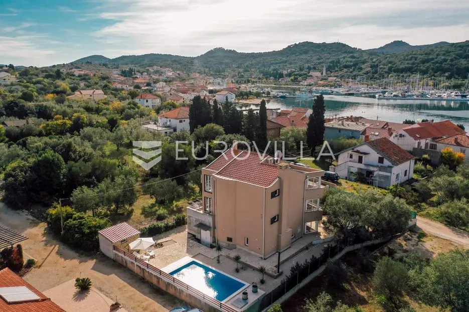 otok ugljan, sutomišćica, kuća s bazenom i pogledom na more - slika 3