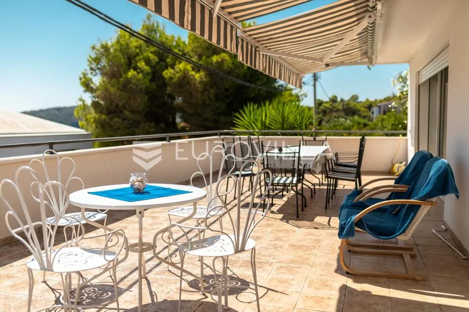otok korčula, potirna, kuća sa apartmanima, drugi red od mora - slika 14
