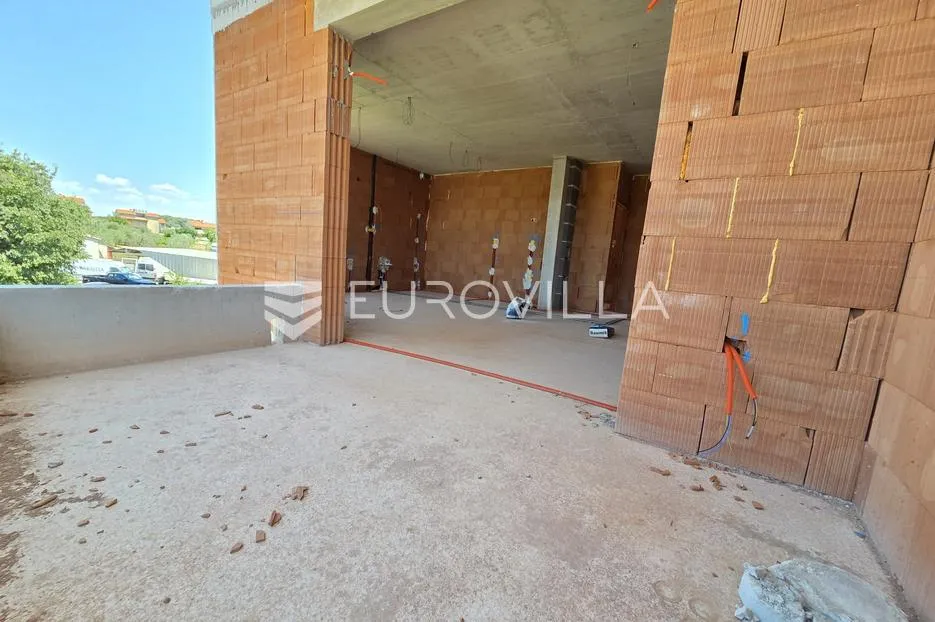 pula, valdebek, moderan penthouse u novogradnji s garažom, 120 m², mirna rezidencijalna zona - slika 5