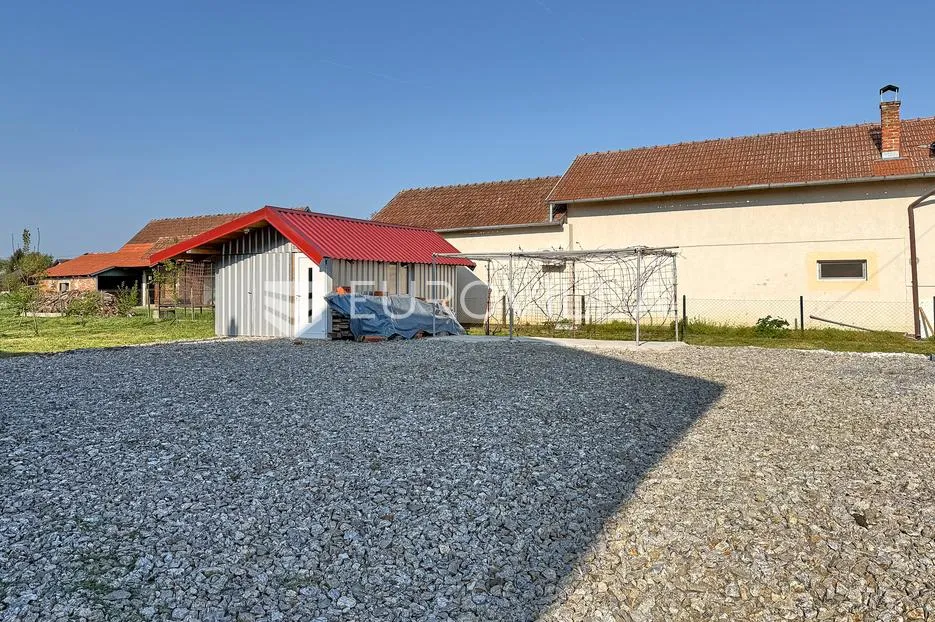 križ, konšćani, vikendica površine 65 m², na zemljištu od 2.357 m² - slika 5