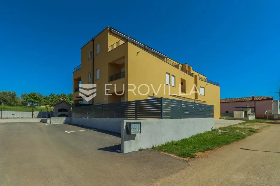istra, novigrad, nova kuća 125 m2 sa tri spavaće sobe na samo 2 km od mora - slika 19