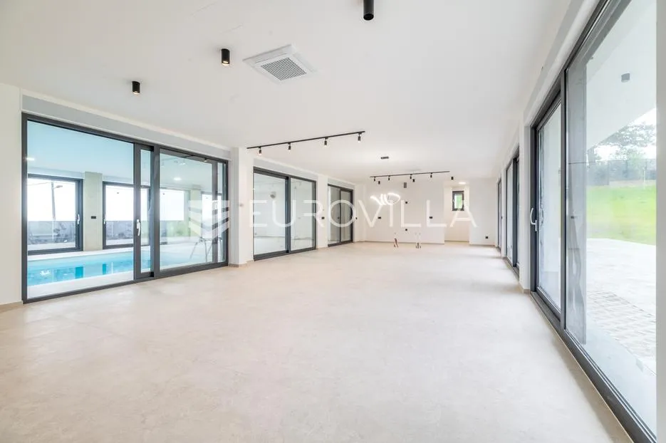 zagreb, brezovica, luksuzna vila 645 m² s unutarnjim bazenom - slika 6