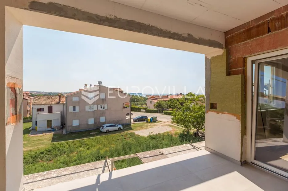 istra, poreč, trosoban stan u novogradnji s pogledom na more neto korisne površine od 112,47 m² - slika 10