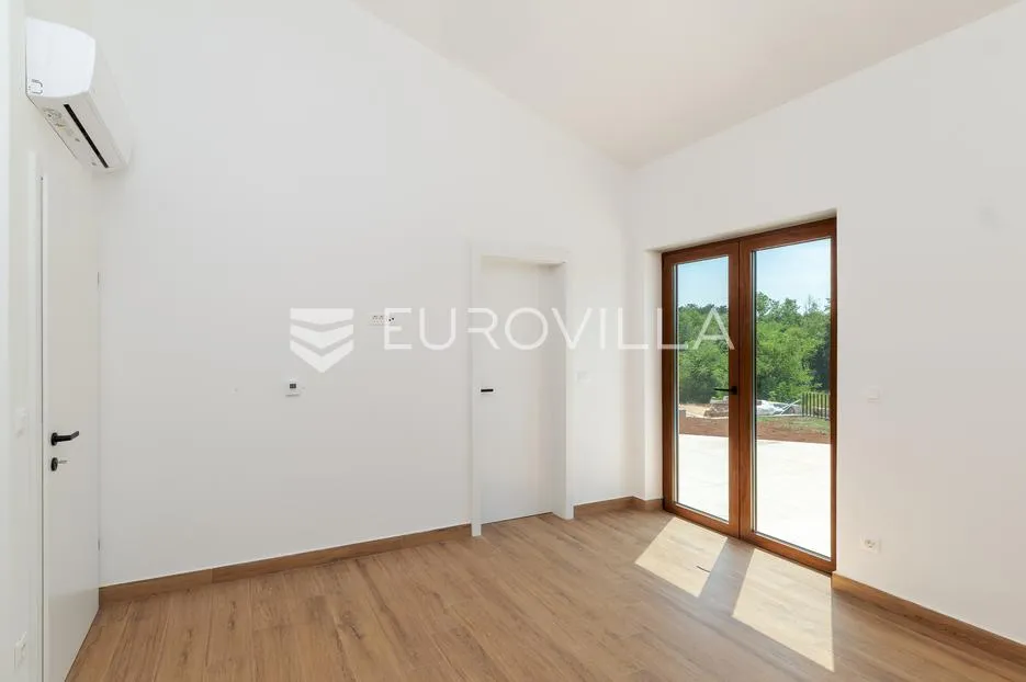 istra, majkusi, luksuzna novogradnja s bazenom na parceli od 868 m² - slika 19