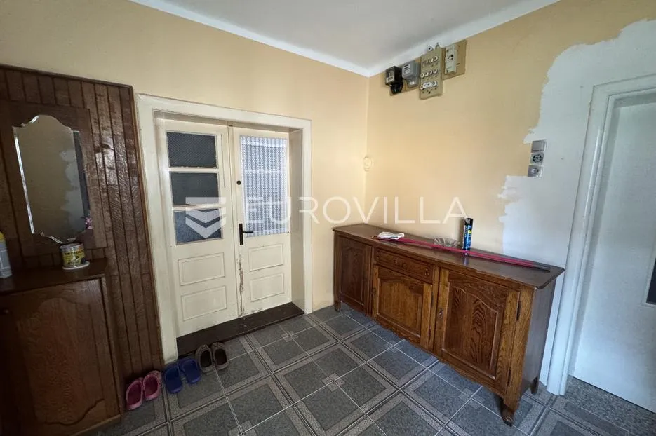 đakovo, sjever, dvije kuće sa poslovnim prostorom 250 m2 - slika 7
