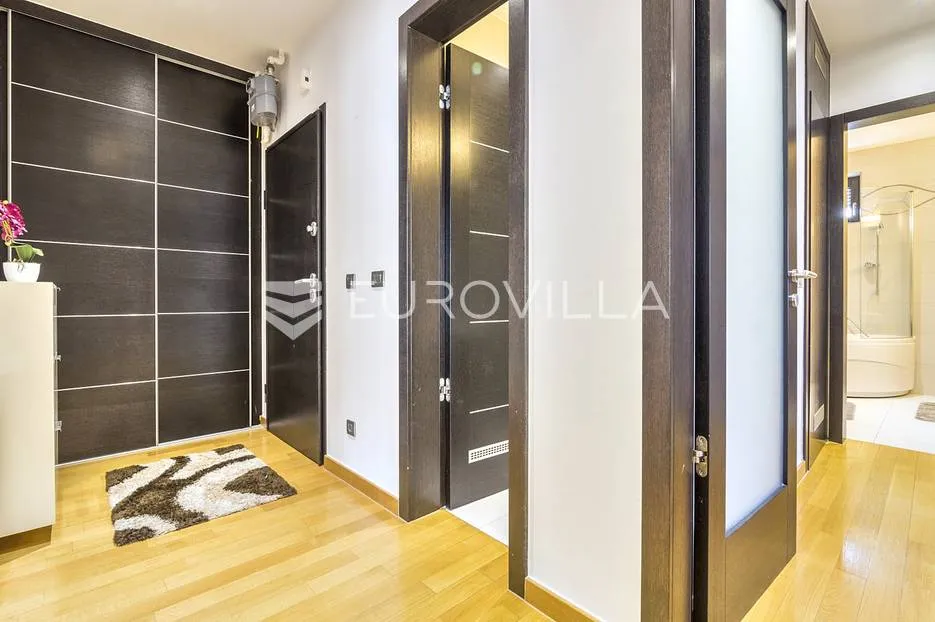 zagreb, srebrnjak, prekrasan trosoban stan s dva garažna mjesta, 102 m² - slika 15