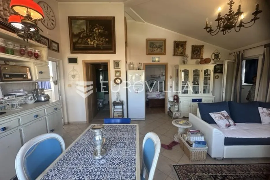 istra, ližnjan, šarmantan dvosobni stan nkp 48 m2 s pogledom more - slika 11