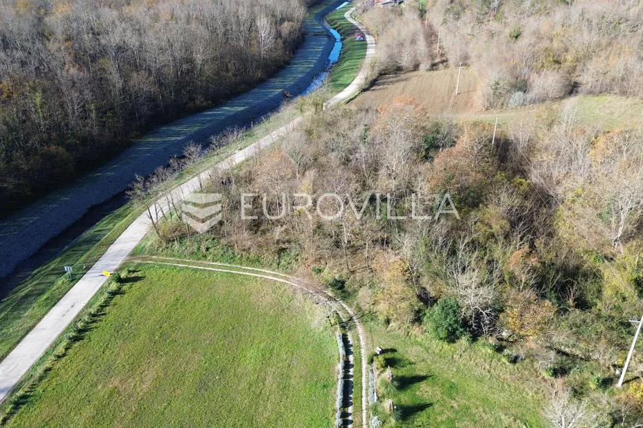 motovun, livade, prilika građevinsko zemljište u netaknutoj prirodi - slika 9