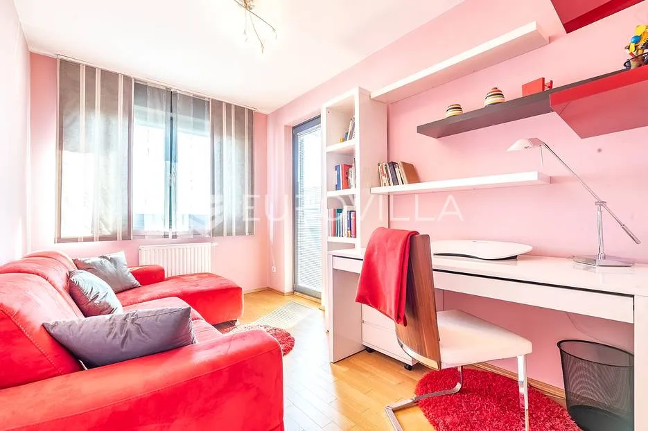 zagreb, ljudevita posavskog, četverosoban stan 132m2 + 2 gm - slika 9