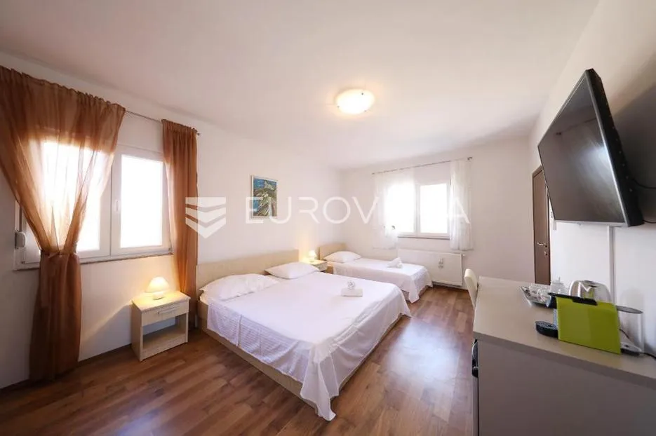 zadar, privlaka, prekrasna villa s velikim potencijalom - slika 18