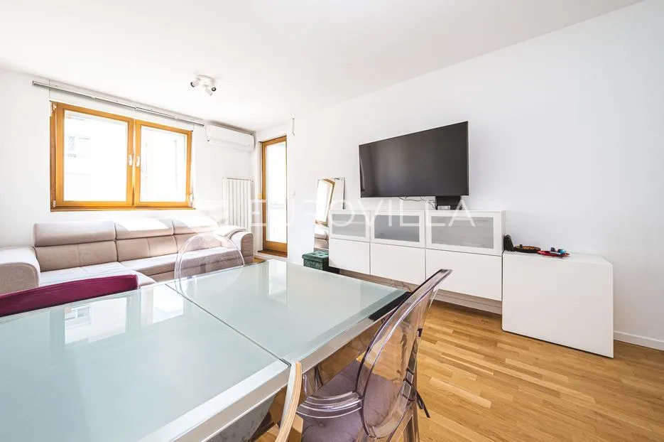 zagreb, rapska, dvosoban stan 50 m² - slika 4