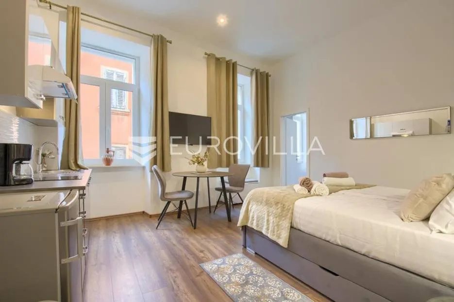 pula, moderan peterosoban stan u centru grada 140 m² - slika 18