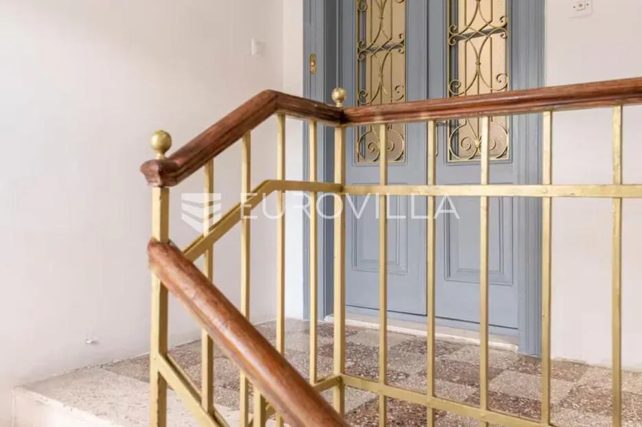 split, centar, dvosoban stan studio apartman - slika 16