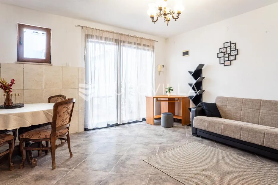 split, visoka, stan i dodatan studio apartman za dugoročan najam u blizini sveučilišta - slika 15