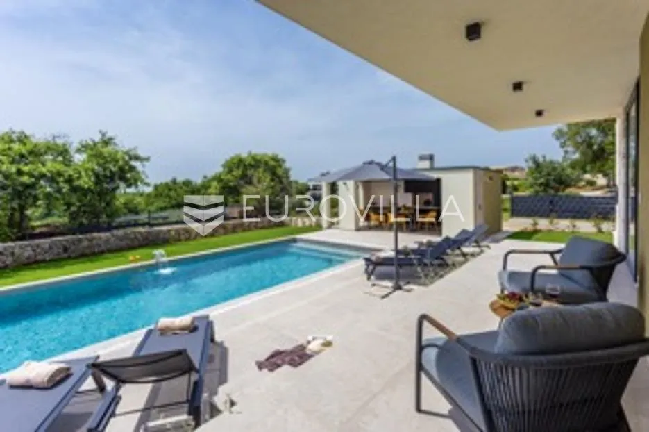 istra, smoljanci, kvalitetna i moderna samostojeća kuća, 208 m², grijani bazen 40 m² - slika 72