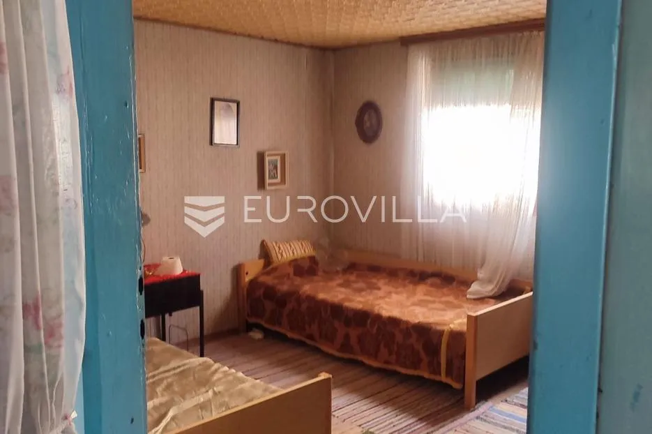 josipdol, kuća u mirnom naselju okružena netaknutom prirodom - slika 10