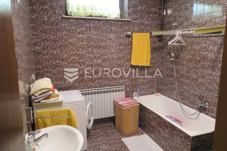 zagreb, zelenjak, obiteljska kuća 500m2 - slika 49