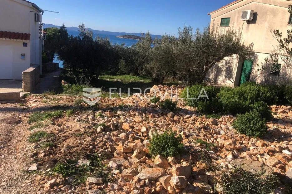 pašman, ždrelac, atraktivno građevinsko zemljište prvi red do mora, 571 m² - slika 2