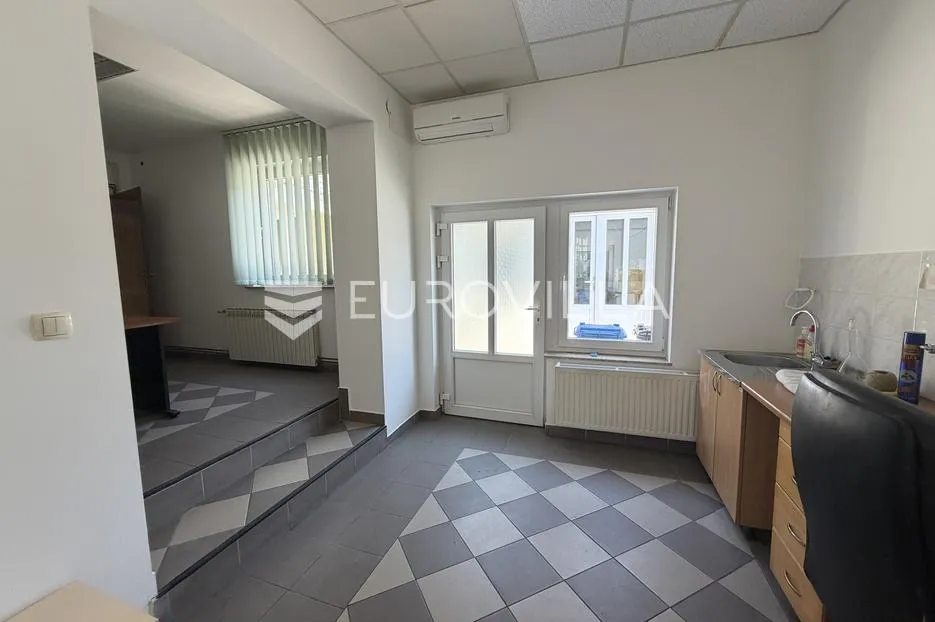 đakovo, poslovni uredi s vlastitim parkingom, 130 m² - slika 11