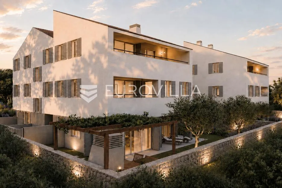 grad cres, centar, luksuzan trosoban stan u prizemlju 126 m², odlična lokacija - slika 18