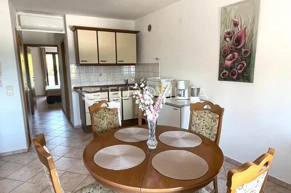 crikvenica, kuća sa 4 apartmana i 2 poslovna prostora, centar, pogled na more - slika 21