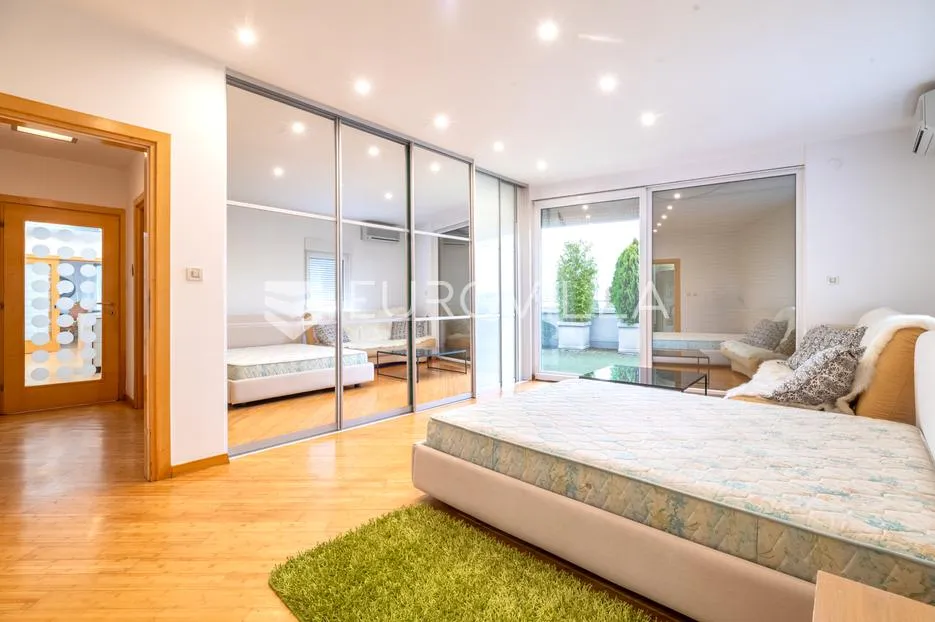 zagreb, trakošćanska, luksuzan četverosoban penthouse 304 m² i garaža za dva automobila - slika 9