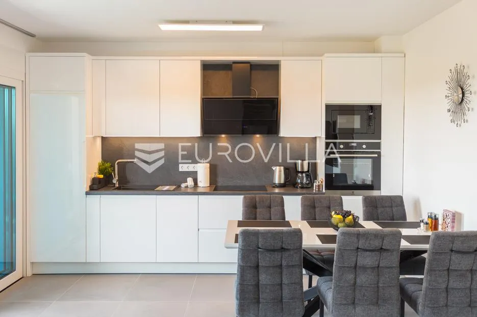 istra, štinjan, dugoročni najam stana 110 m² s tri spavaće sobe od listopada - slika 2