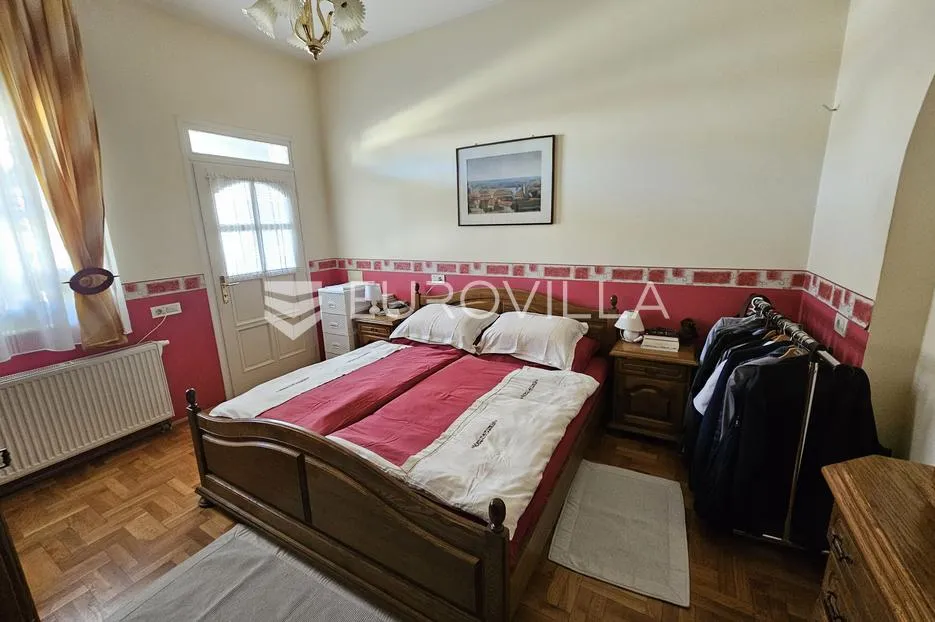osijek, donji grad, adaptirana kuća s velikim potencijalom, 700 m², plac 947 m² - slika 22