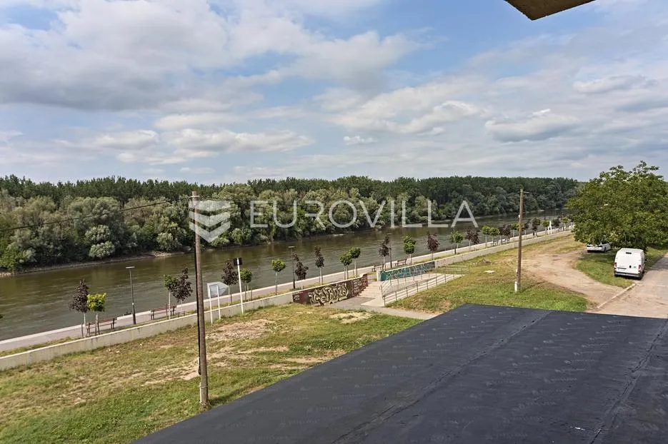 osijek, donji grad, prodaje se četverosoban stan uz dravu - slika 19