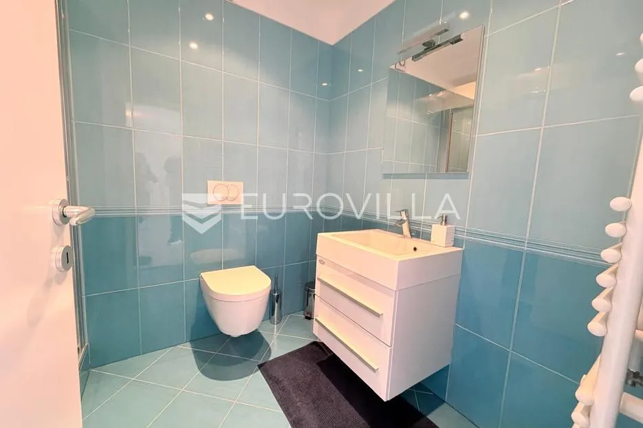 crikvenica, kuća s četiri apartmana, bazenom, uhodan turistički posao s pogledom na more - slika 10