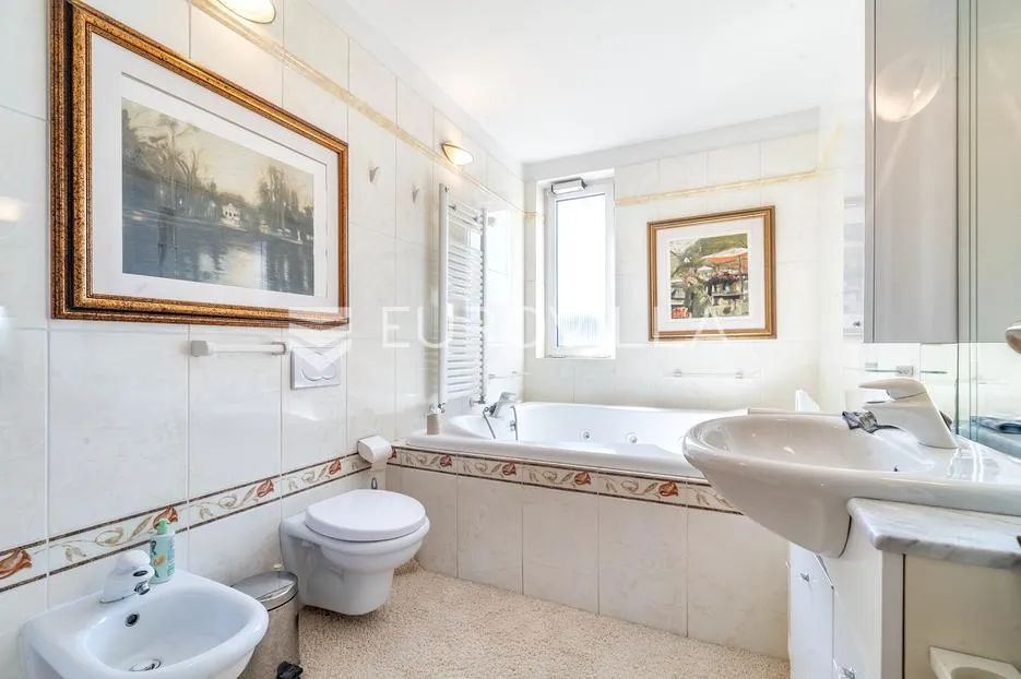 zagreb, cvjetni trg, luksuzan dvosoban penthouse 90 m² s terasom 50 m² - slika 10