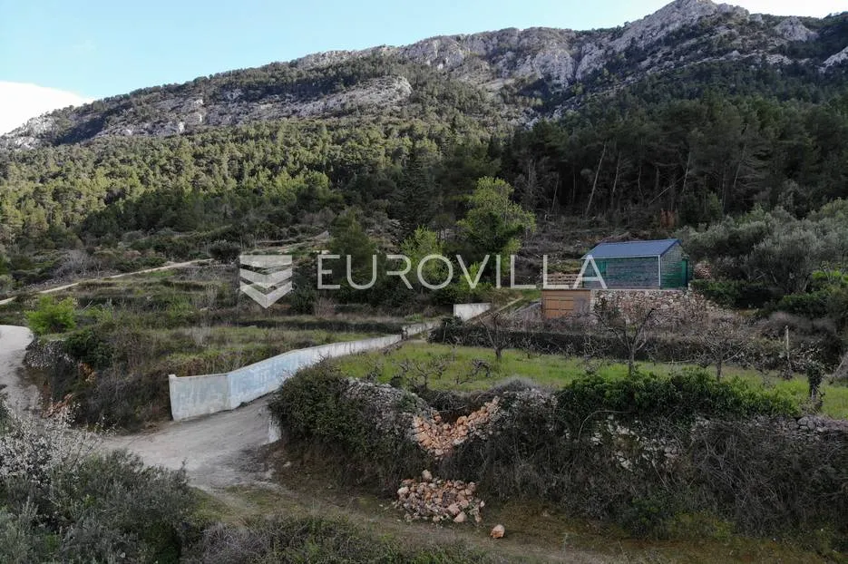 otok hvar, jelsa, atraktivno građevinsko zemljište 1081,50 m² s idejnim projektom - slika 19