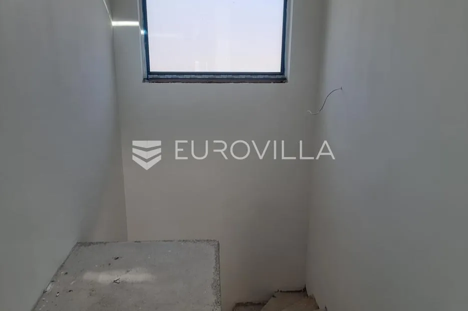 vodice, moderna kuća s bazenom, 190,58 m² - slika 18