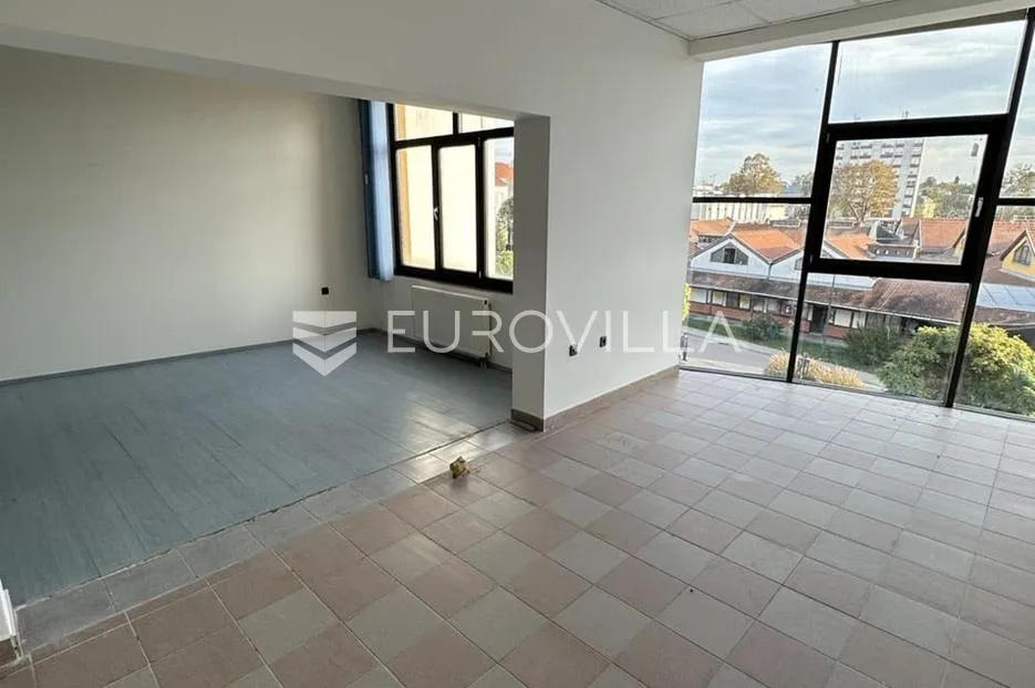 vukovar, centar, atraktivna poslovna zgrada na tri etaže - slika 4